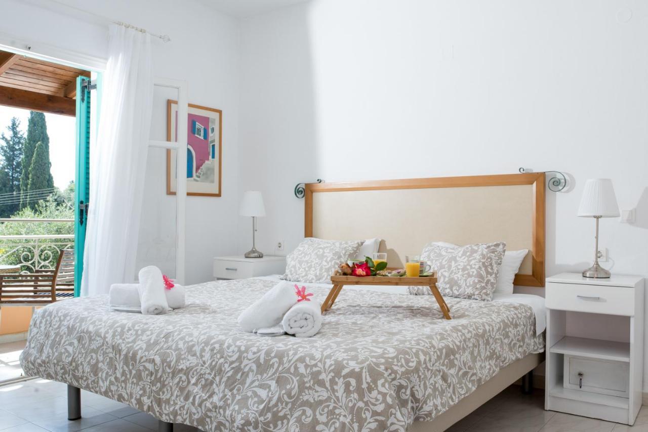 Averto Corfu Apartments Dassia  Esterno foto