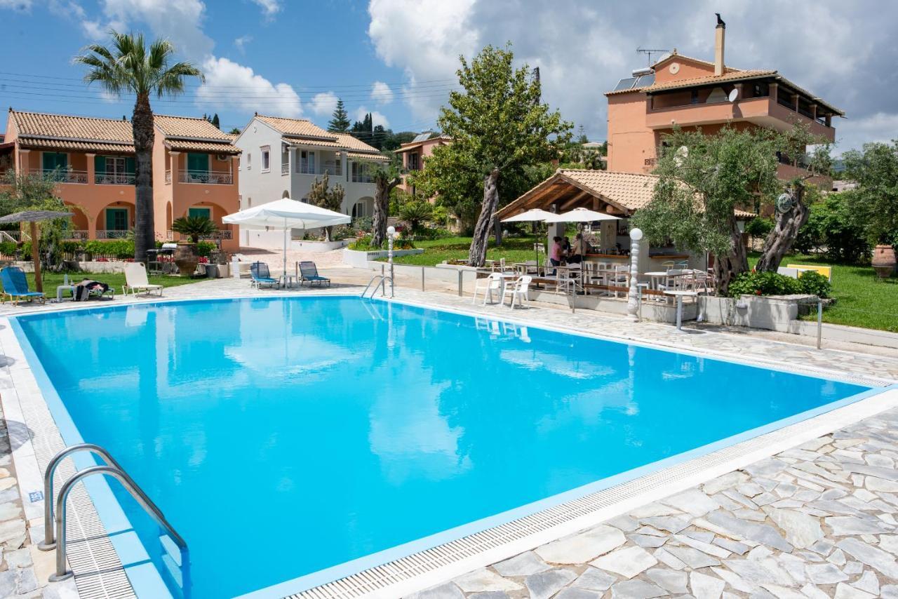 Averto Corfu Apartments Dassia  Esterno foto