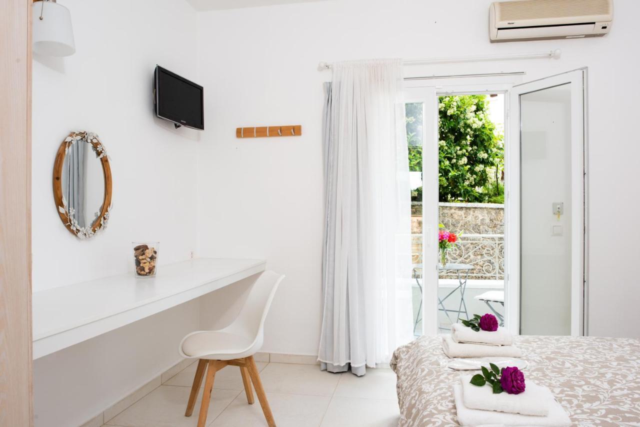 Averto Corfu Apartments Dassia  Esterno foto